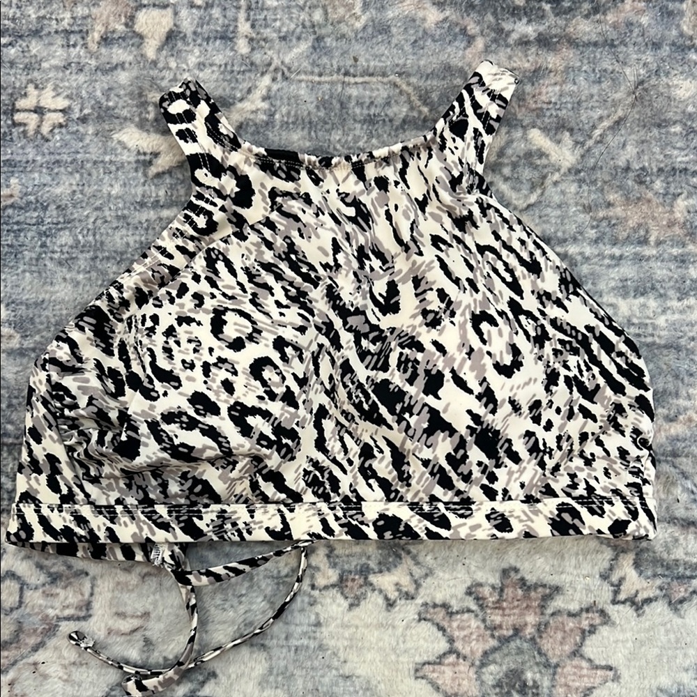 All In Motion Black and White bathing suit top with Abstract Animal Print size S